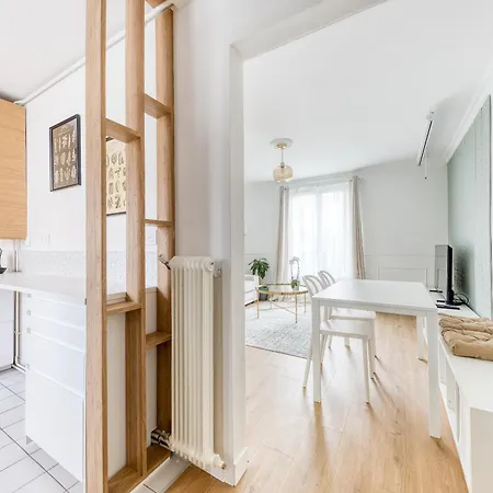 6 People Rer A Disney-paris Video-projector Wifi Apartment *
